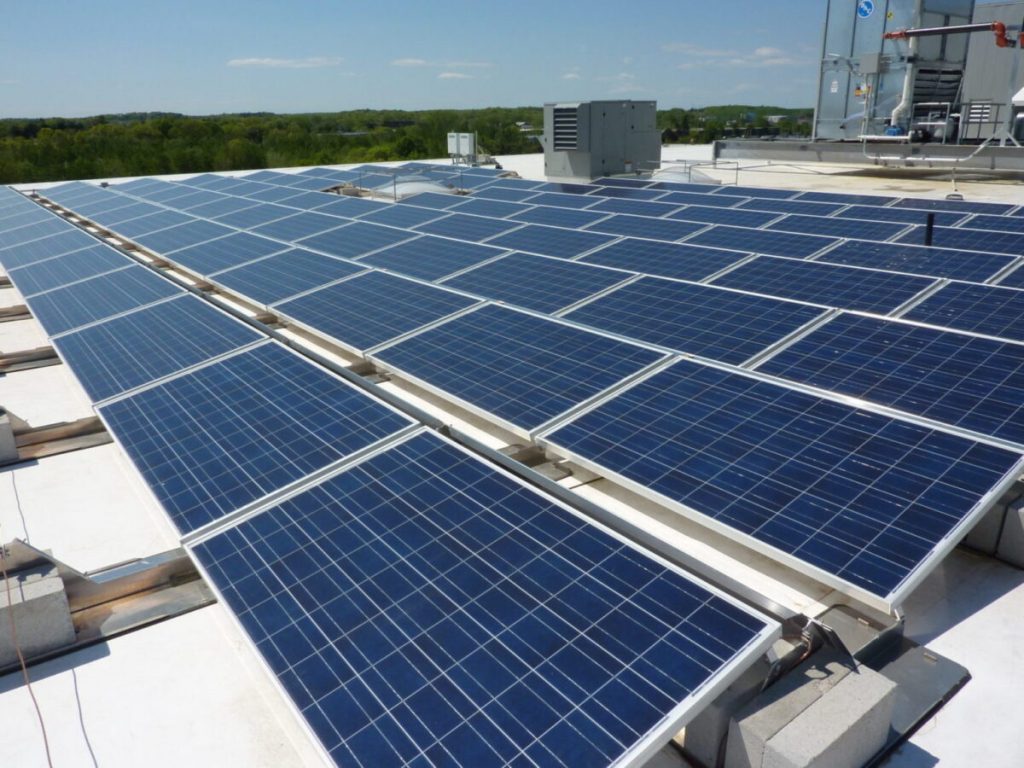 Le cool roof, la solution pour booster votre production d'énergie